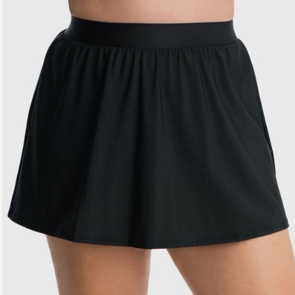MIRACLESUIT BLACK SOLID SWIM SKIRT SWIMSUIT BOTTOMS PLUS SIZE 12